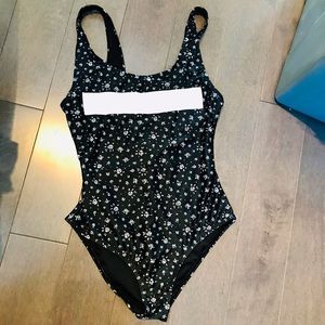 BNWOT swimsuit from ASOS size XS